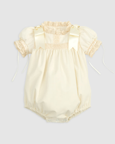 Bristol Ecru Heirloom Bubble