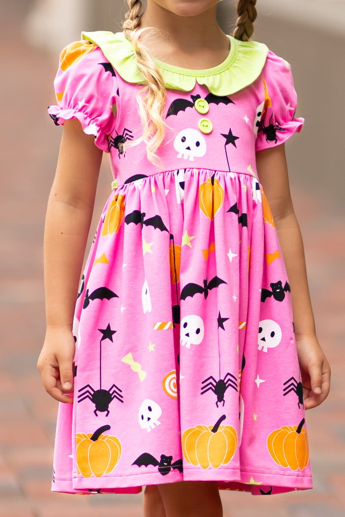 Boo! Pink Knit Halloween Print Swing Dress with Lime Green Ruffle Collar 8/10 Boo! Pink Knit Halloween Print Swing Dress with Lime Green Ruffle Collar 8/10